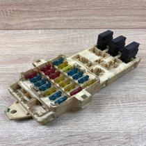 921117   Fuse module Subaru Impreza I