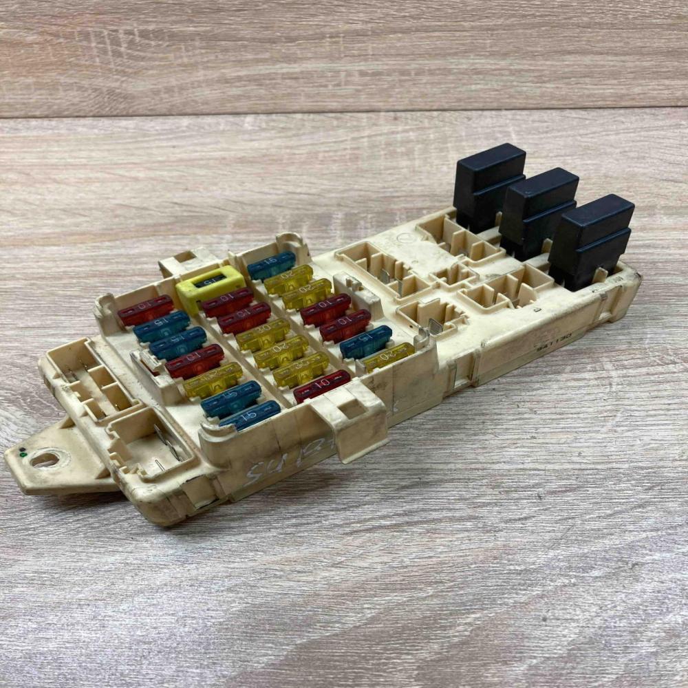 941130   Fuse module Subaru Impreza I