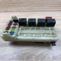 93BG 14K150 AD 0124001  Fuse module Ford Mondeo MK II