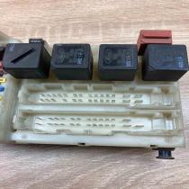 93BG 14K150 AD 0124001  Fuse module Ford Mondeo MK II
