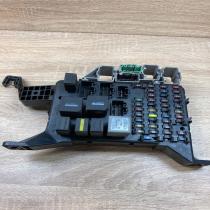 4S7T 14A073 AA 7158 7314 02  Fuse module Ford Mondeo Mk III