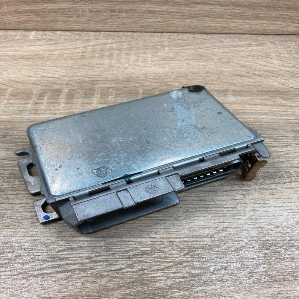 27520FA030 G462 2450  ABS control unit/module Subaru Impreza I