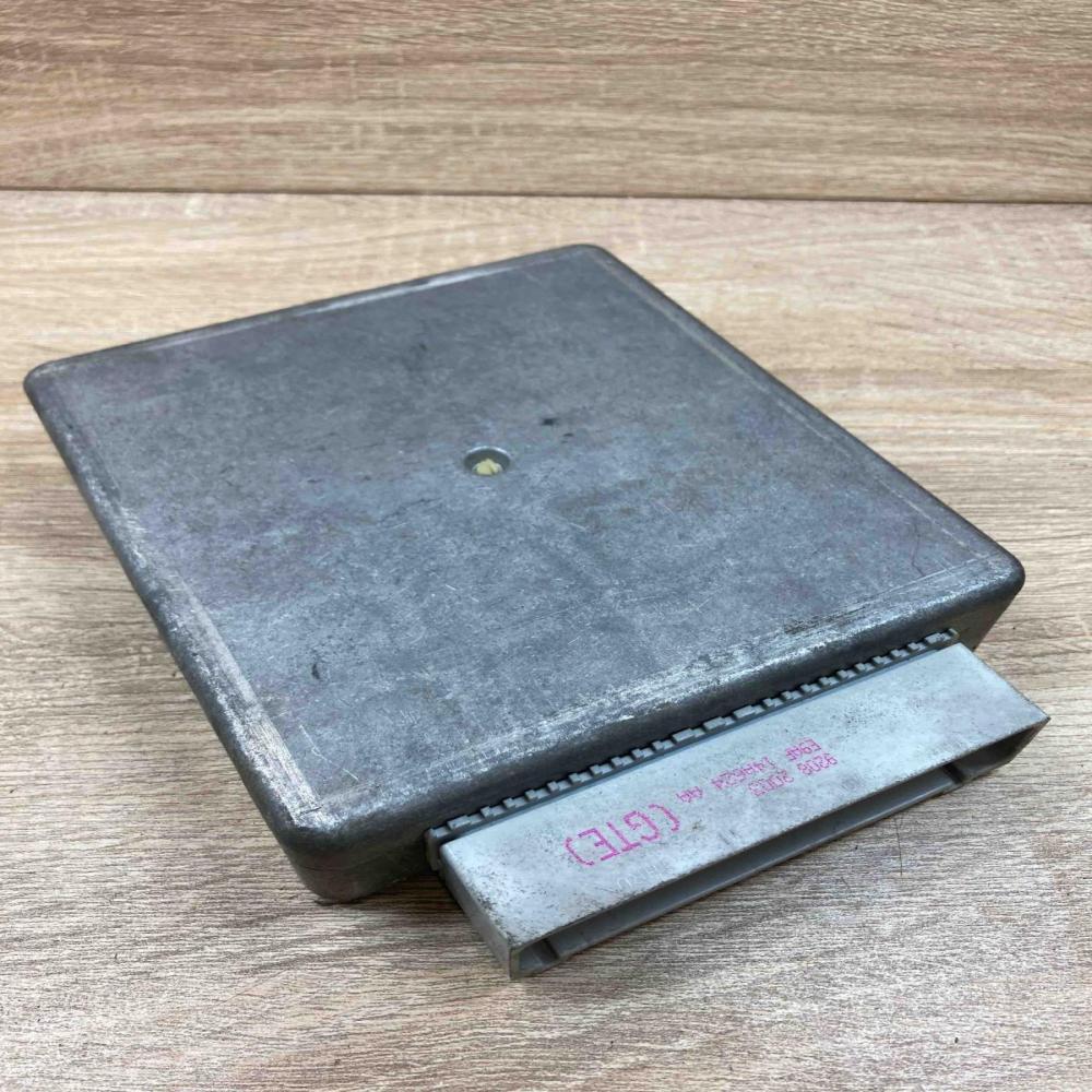 92AB 12A650 GA 2AGA  Engine control unit/module ECU Ford Fiesta