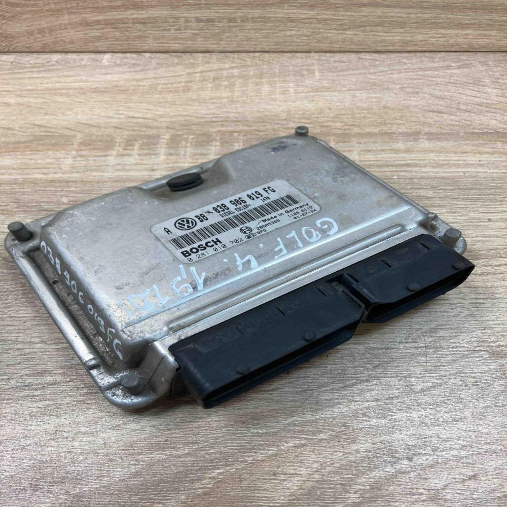 038906019FG 0281010702  Engine control unit/module ECU Volkswagen Golf IV