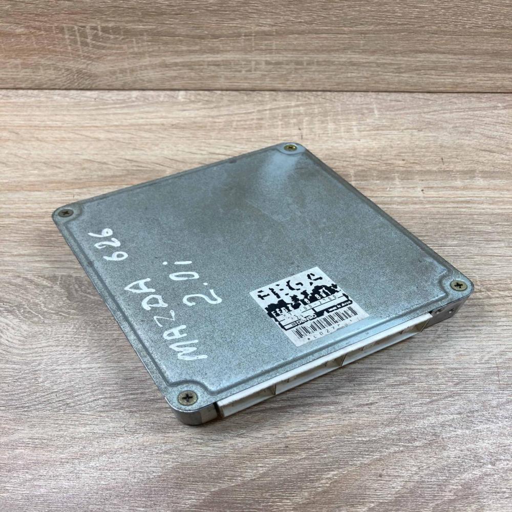 FEGA 18 881   Engine control unit/module ECU Mazda 626