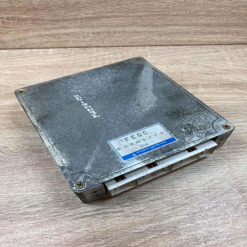 E2T01771 FE6C 9716 Engine control unit/module ECU Mazda 626