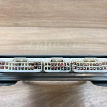 B34C 18 881 279700 0411  Engine control unit/module ECU Mazda 323