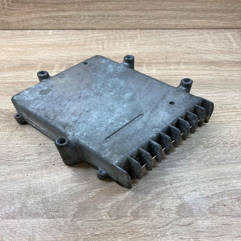 04686465AB P04686465AB  Gearbox control unit/module Chrysler Voyager