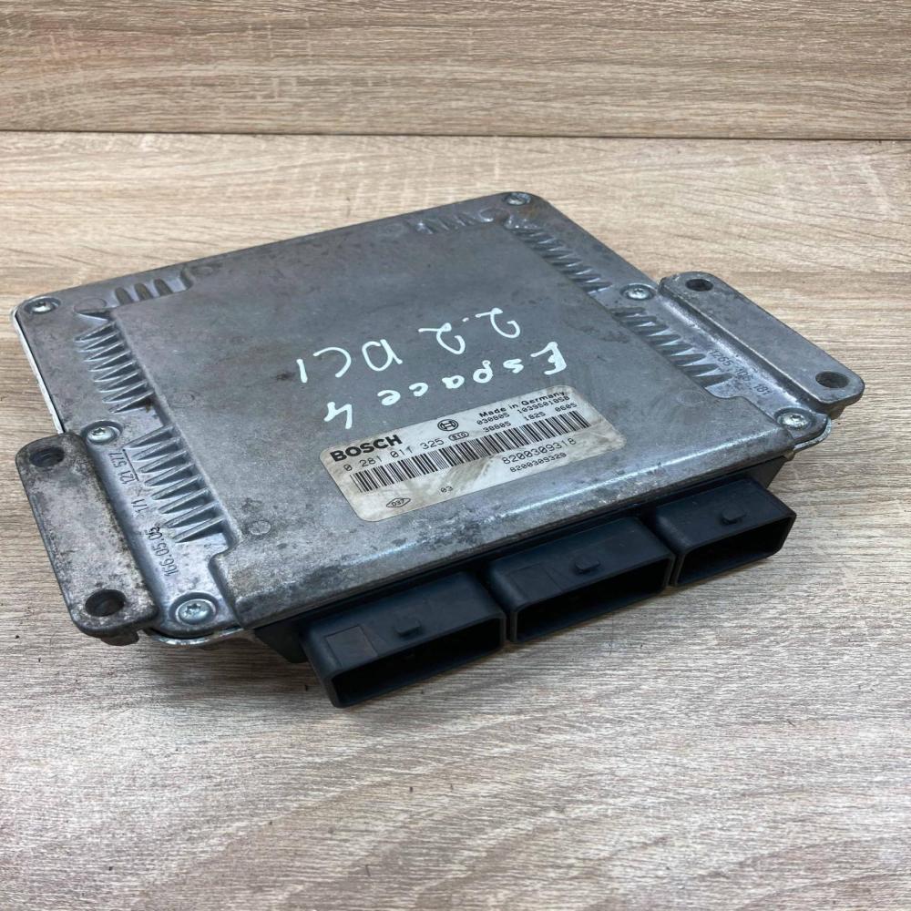 0281011325 8200309318  Engine control unit/module ECU Renault Espace -  Grand es
