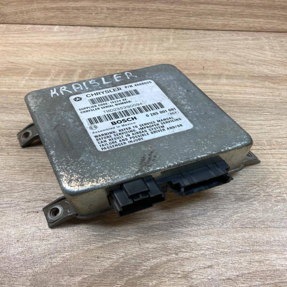 4688025 0285001081  Airbag control unit/module Chrysler Voyager