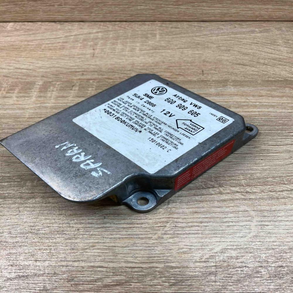 6Q0909605   Airbag control unit/module Volkswagen PASSAT B5