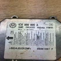1C0909605A   Airbag control unit/module Volkswagen Transporter - Caravelle T5