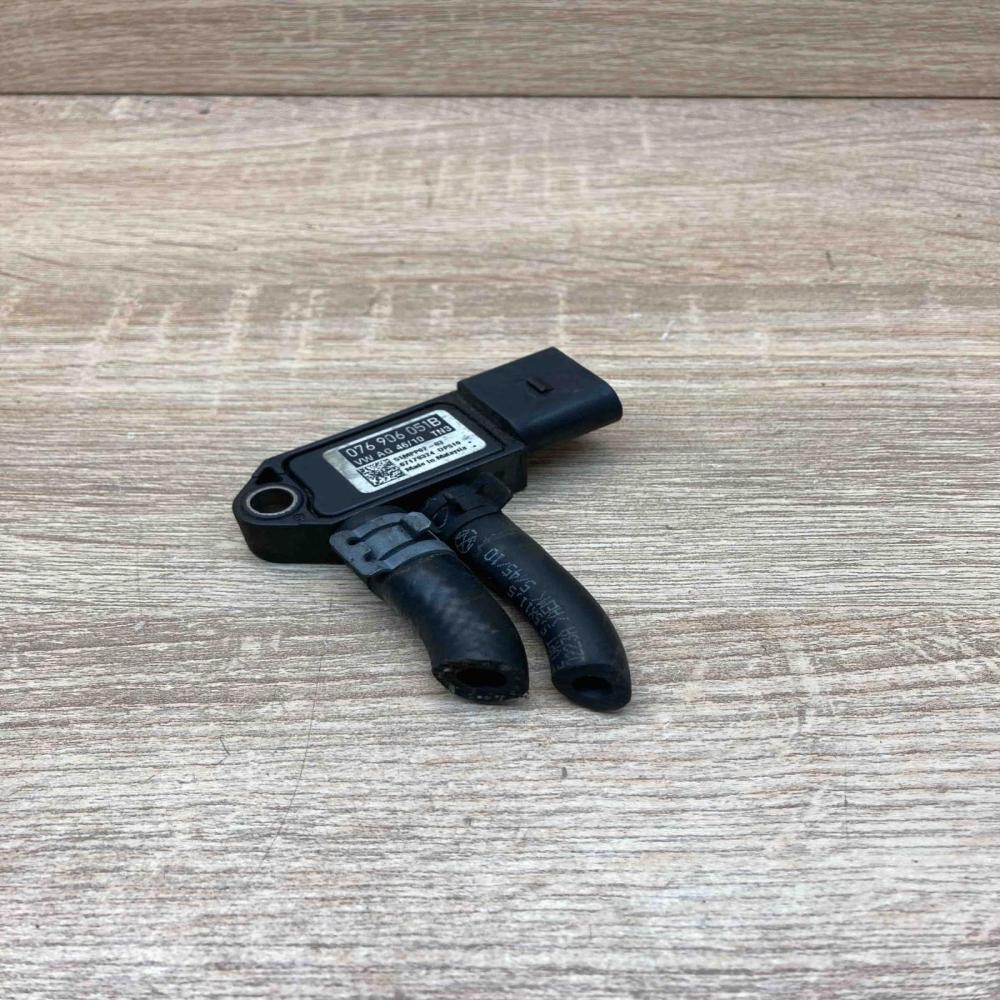 076906051B   Exhaust gas pressure sensor Volkswagen Caddy