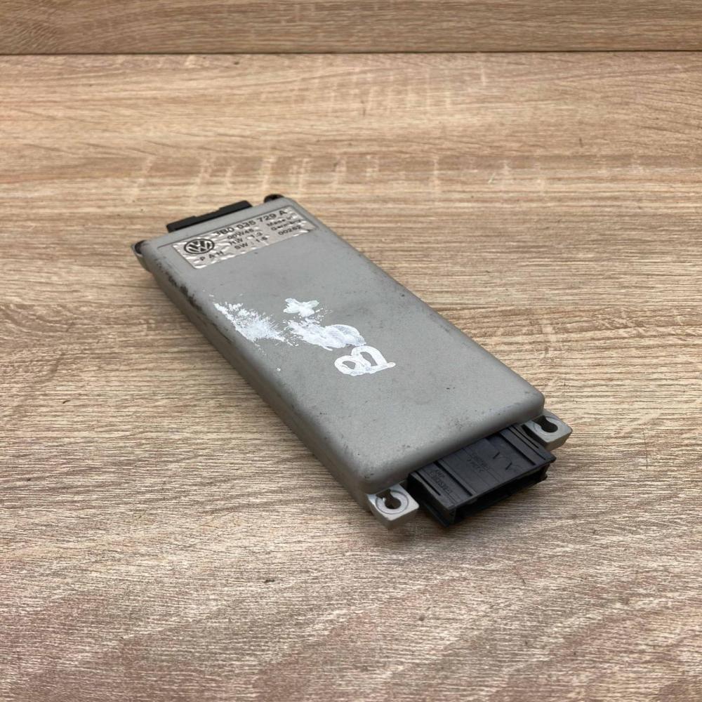 3B0035729A   Phone control unit/module Volkswagen PASSAT B5.5