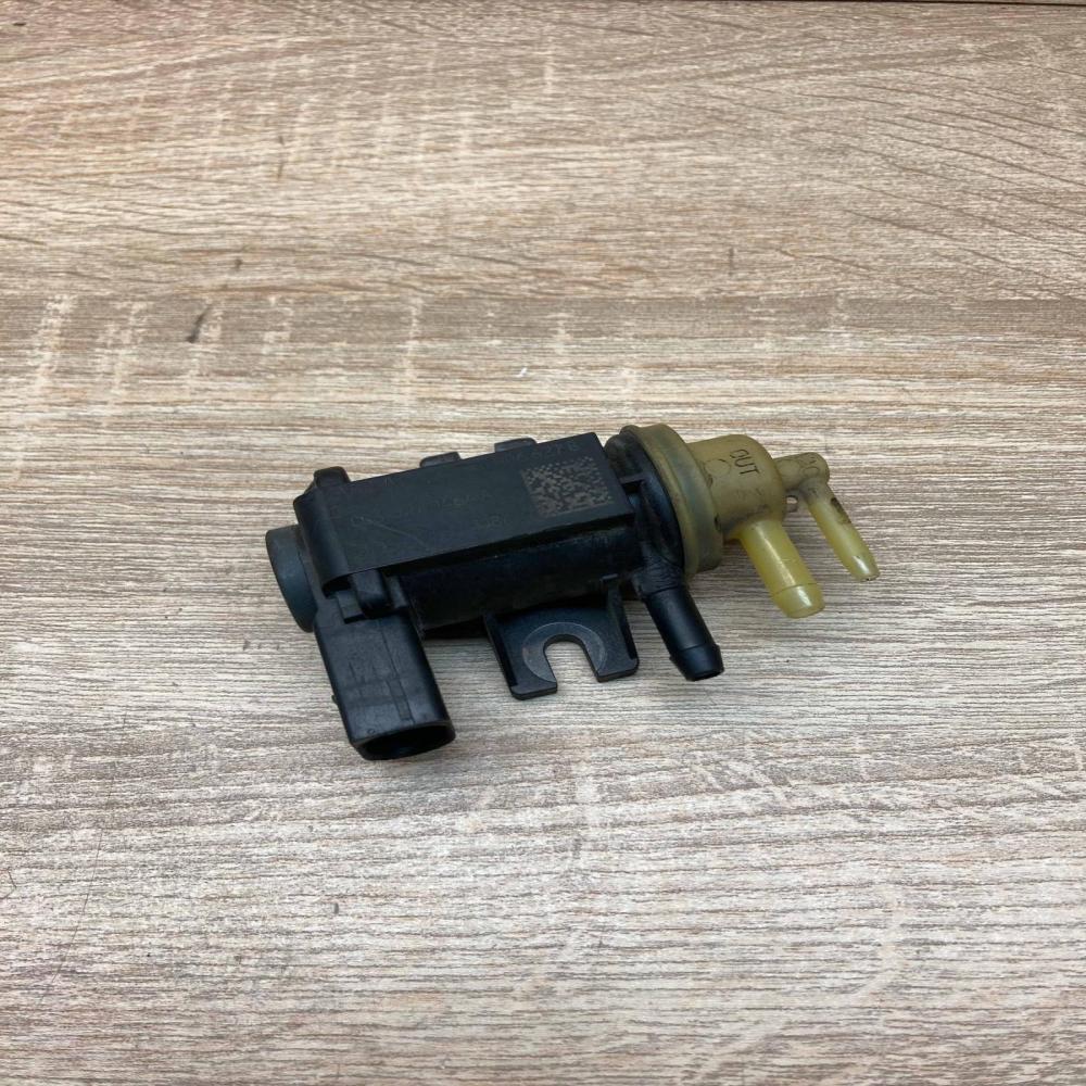 1K0906627B 4011464A  Turbo solenoid valve Volkswagen Caddy