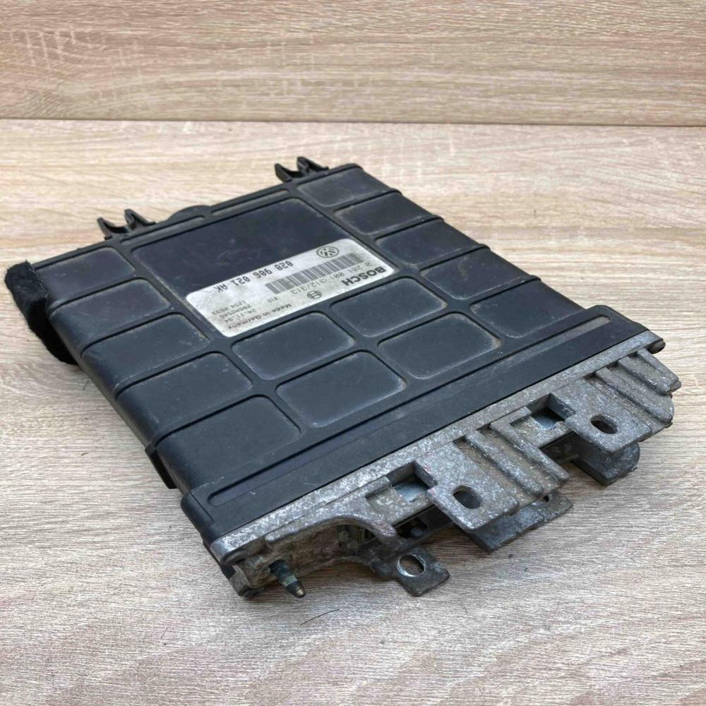 028906021AK 0281001312  Engine control unit/module ECU Volkswagen PASSAT B4