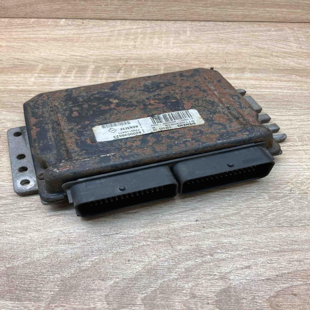 S110030018 8200036523  Engine control unit/module ECU Renault Megane I