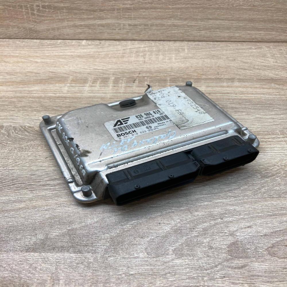038906019 0281010629  Engine control unit/module ECU Volkswagen PASSAT B5.5