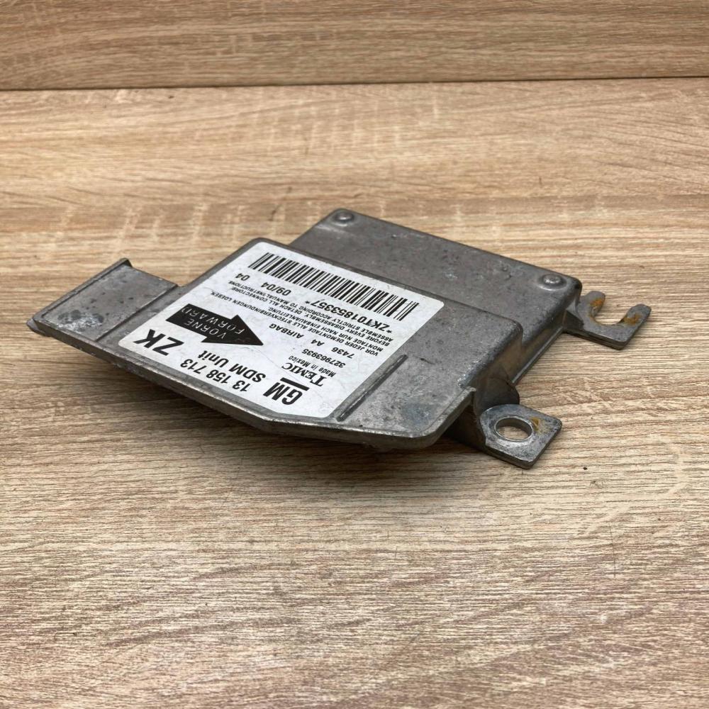 13158713 327963935  Airbag control unit/module Opel Meriva A