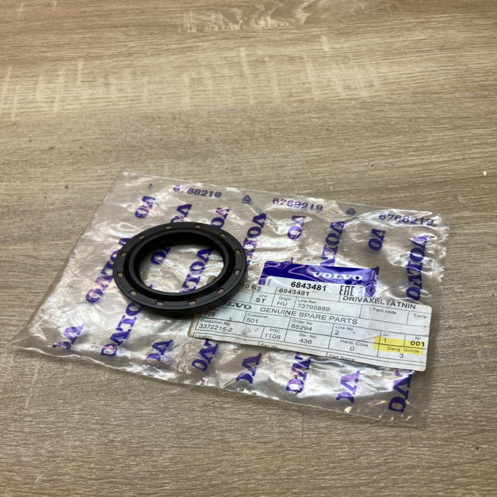 6843481   Gearbox gasket Volvo S60