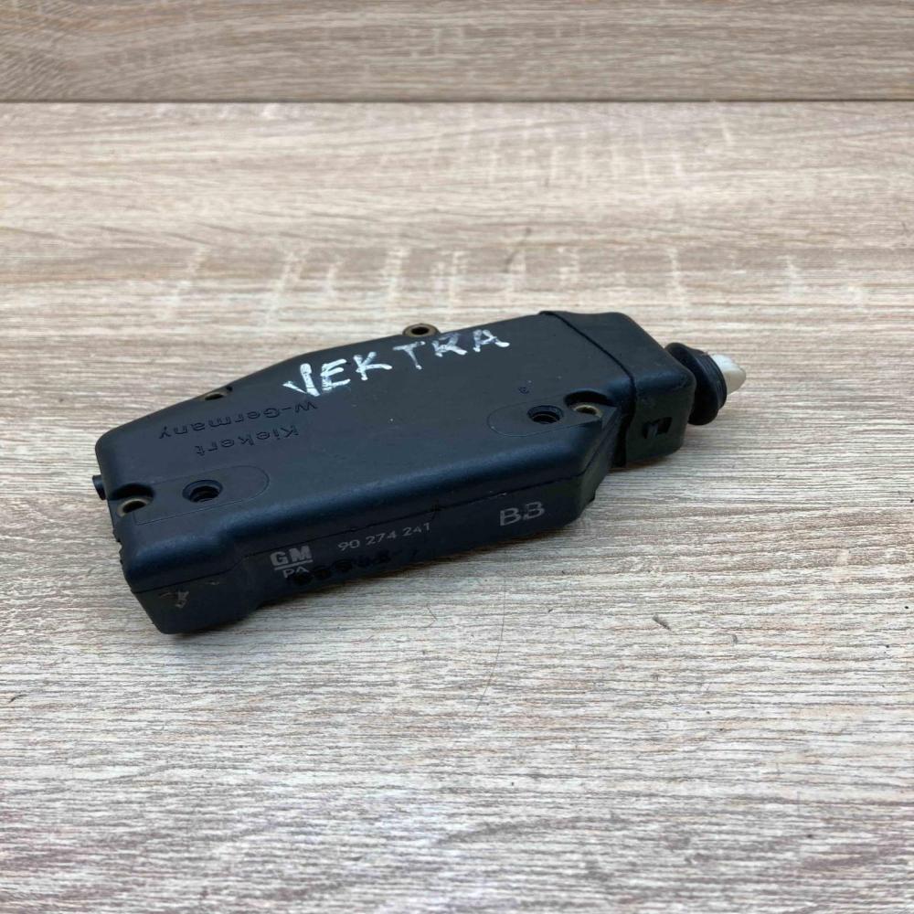90274241   Central locking motor Opel Vectra A