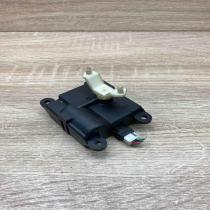 30270 30840   Air flap motor/actuator Nissan Primera