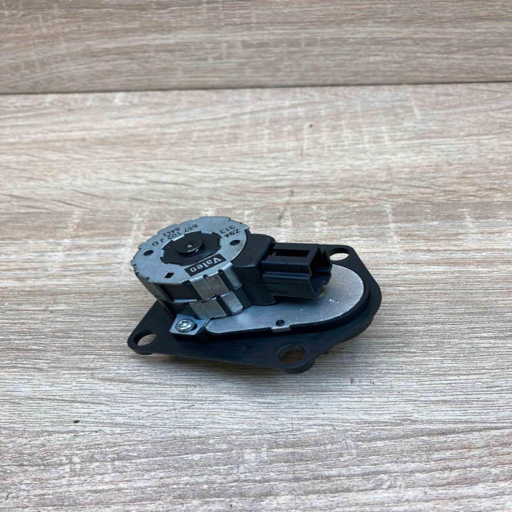 657102JD   Air flap motor/actuator Peugeot 607