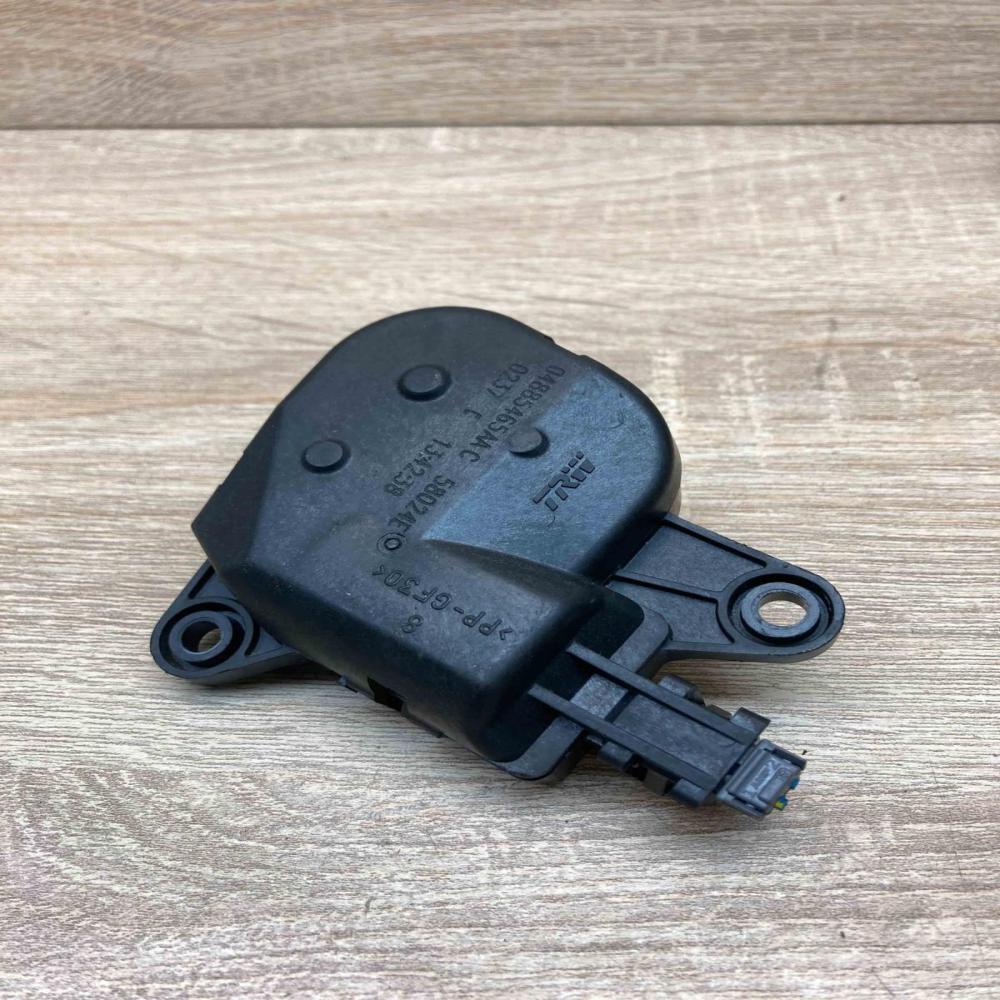 04885465AAC 58024E  Air flap motor/actuator Chrysler Voyager