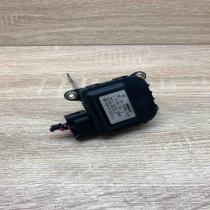 4B1820511A 0132801127  Air flap motor/actuator Audi A6 S6 C5 4B