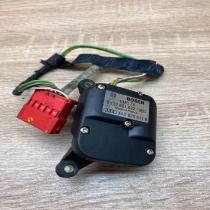 4A0820511B 0132801022  Air flap motor/actuator Audi A6 S6 C4 4A
