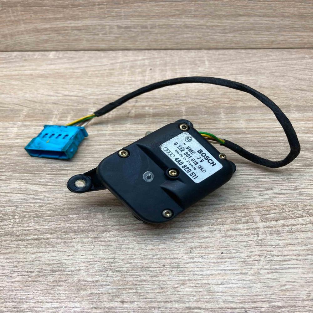 4A0820511 0132801018  Air flap motor/actuator Audi A4 S4 B5 8D