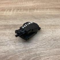 B8036 EAD511   Air flap motor/actuator Opel Zafira A