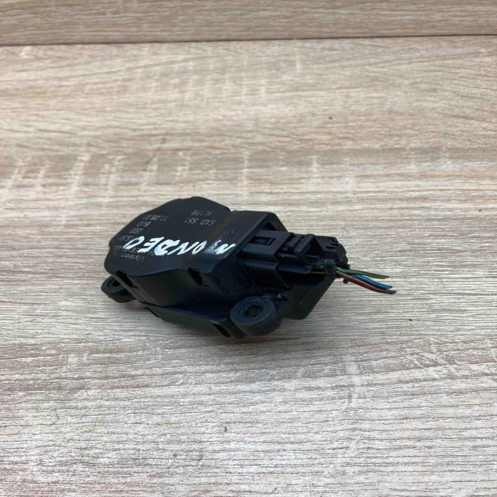 1S7H 19E616 AA EAD551 AL1RB Air flap motor/actuator Ford Mondeo MK I