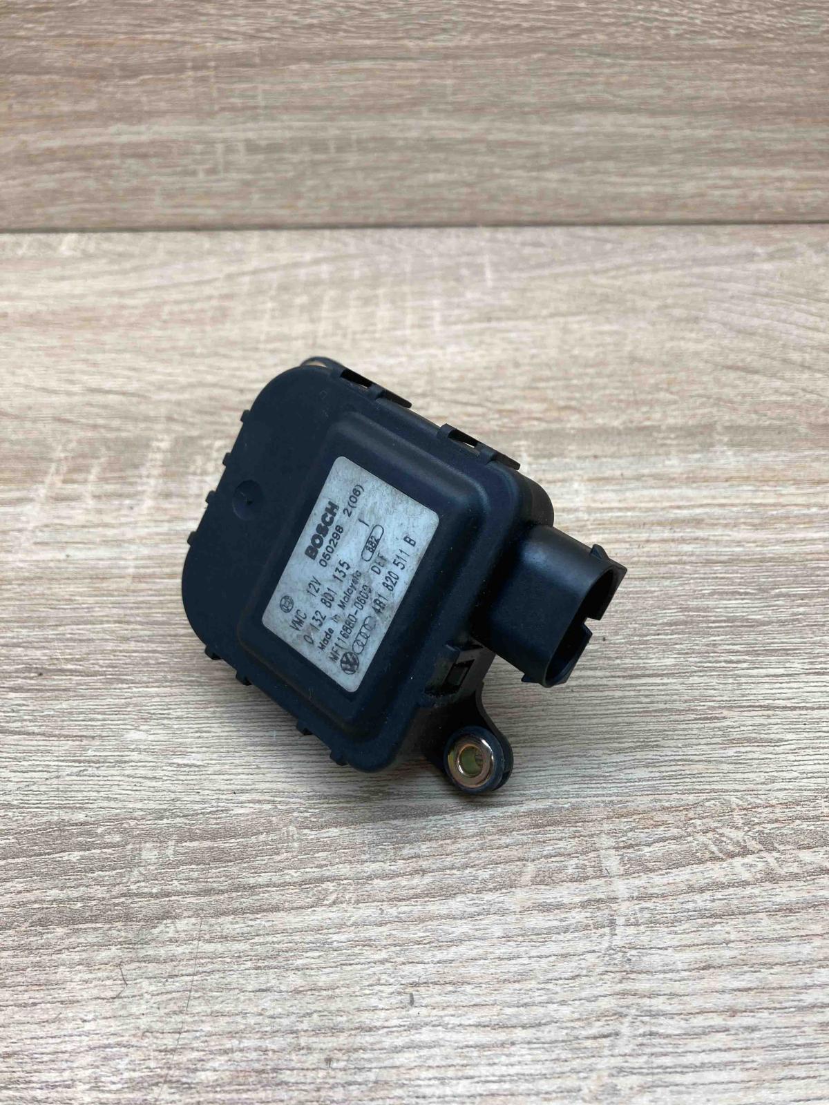 4B1820511B 0132801135  Air flap motor/actuator Audi A6 S6 C5 4B