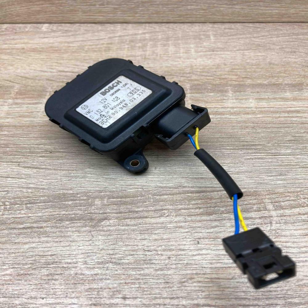0132801108   Air flap motor/actuator Mercedes-Benz E W210