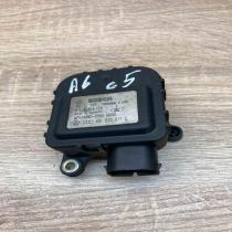 4B1820511C 0132801129  Air flap motor/actuator Audi A6 S6 C5 4B