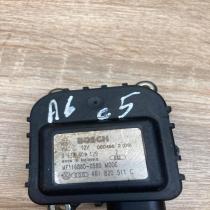 4B1820511C 0132801129  Air flap motor/actuator Audi A6 S6 C5 4B