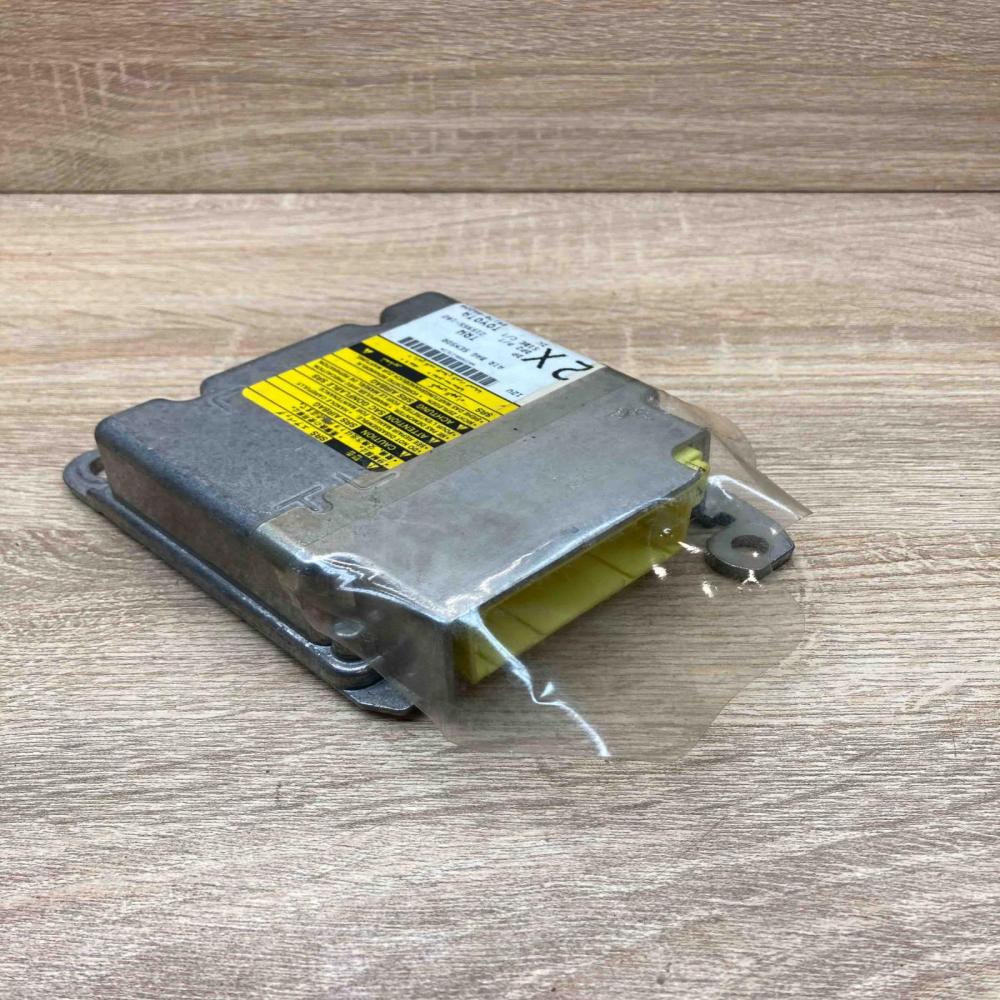 89170 05220 215955 102  Airbag control unit/module Toyota Avensis T250