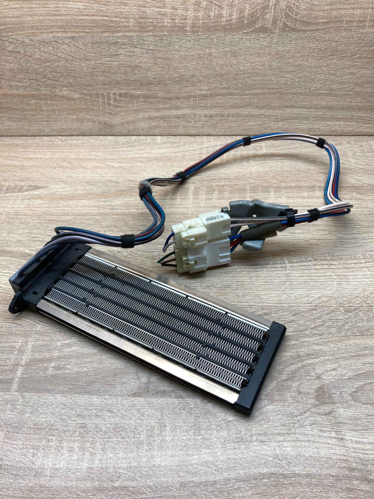 DT013410 0400 10T253 K0293 Electric cabin heater radiator Toyota Verso