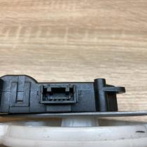 MF113800 2760   Air flap motor/actuator Toyota Avensis T250
