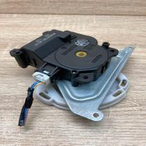 AE063700 8610   Air flap motor/actuator Toyota Avensis T250