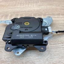 AE063700 8610   Air flap motor/actuator Toyota Avensis T250