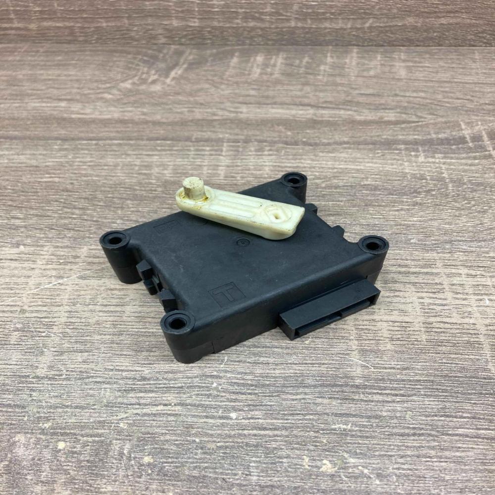 subaru legacy   Air flap motor/actuator Subaru Legacy