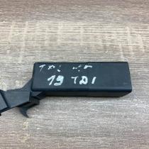 038907281D WL051299023  Glow plug pre-heat relay Volkswagen Golf V