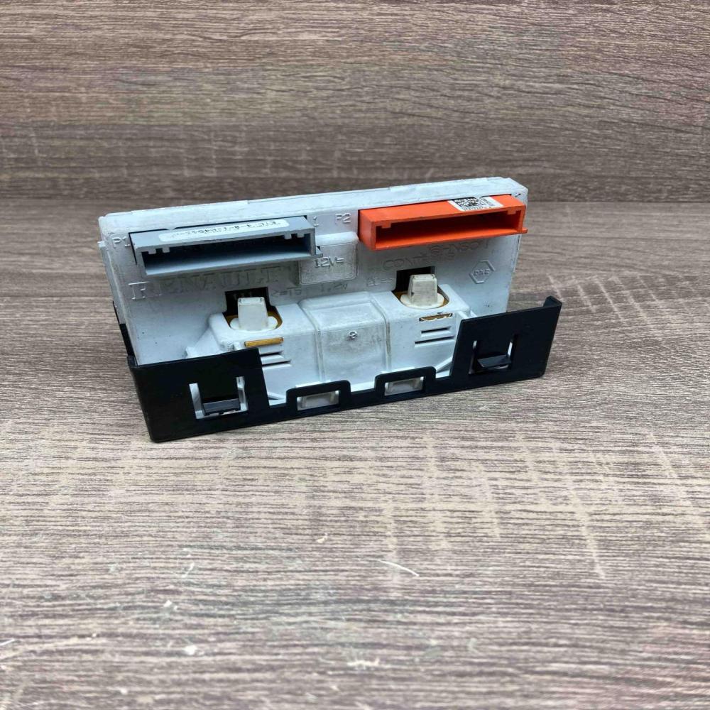 1804563 02909833 216764909A Screen/display/small screen Renault Espace -  Grand