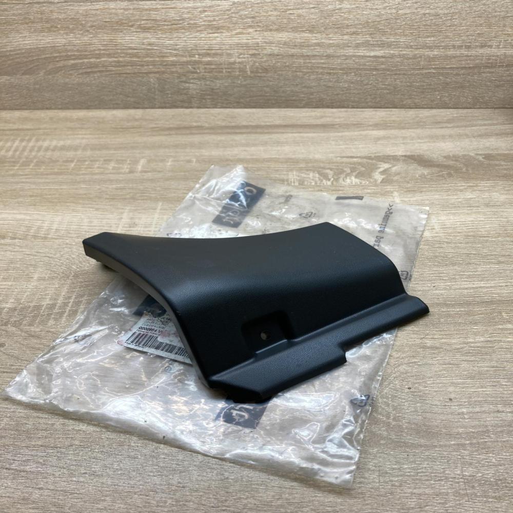 0000884 MQ0000884V007C99A00  Side skirt front trim Smart ForTwo I