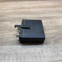 443907393M 412 202 016 12 Used Other relay Audi 100 200 5000 C3