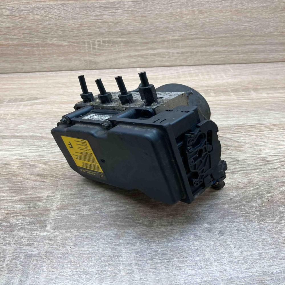 0265800827 0265232154  ABS Pump Toyota Auris 150