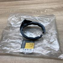 7704001432   Power steering pump mounting bracket Renault Master I