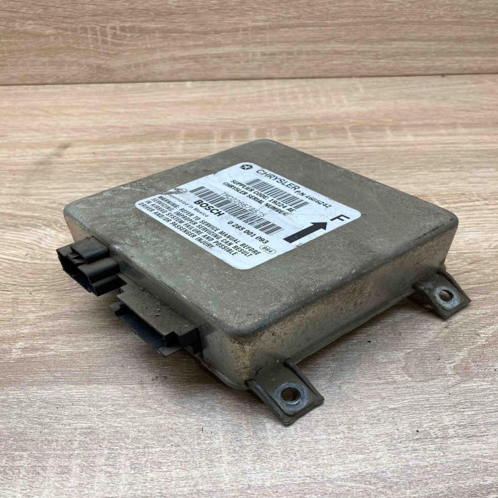 0285001093  F Airbag control unit/module Chrysler Voyager
